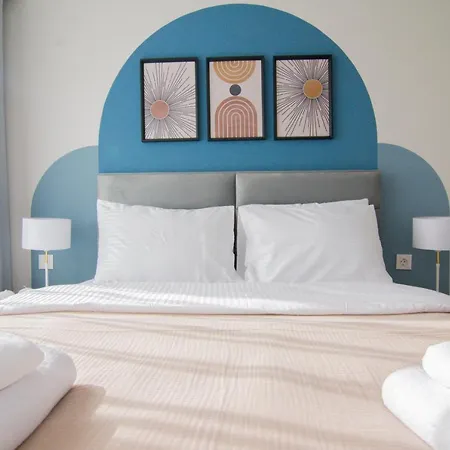 Daire Warm & Welcoming 1 Bedroom Apt